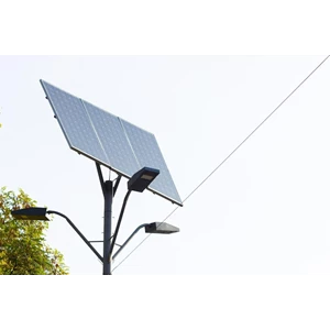 Lampu PJU Solar Cell